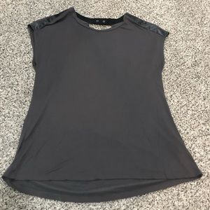 🌿EUC, The Limited Tee, size small🌿